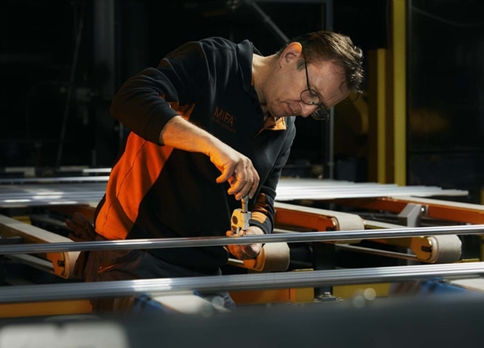 Profili in alluminio su misura