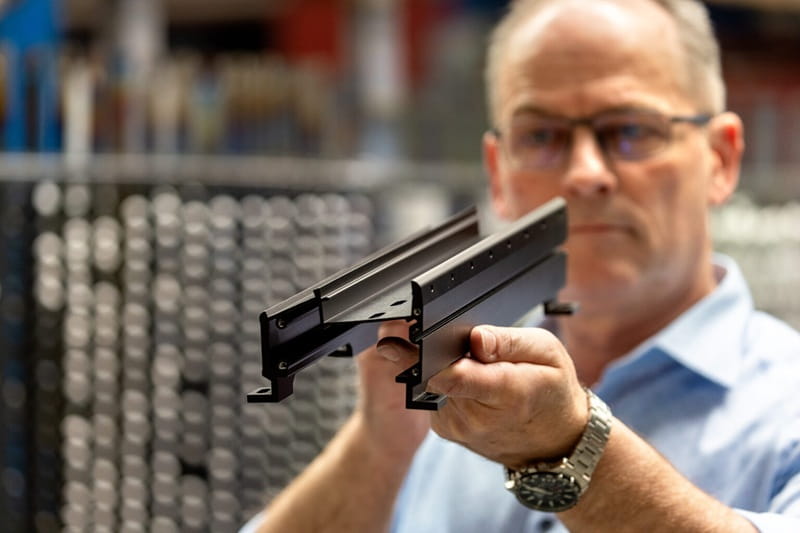 Fabricant de profilés en aluminium sur mesure